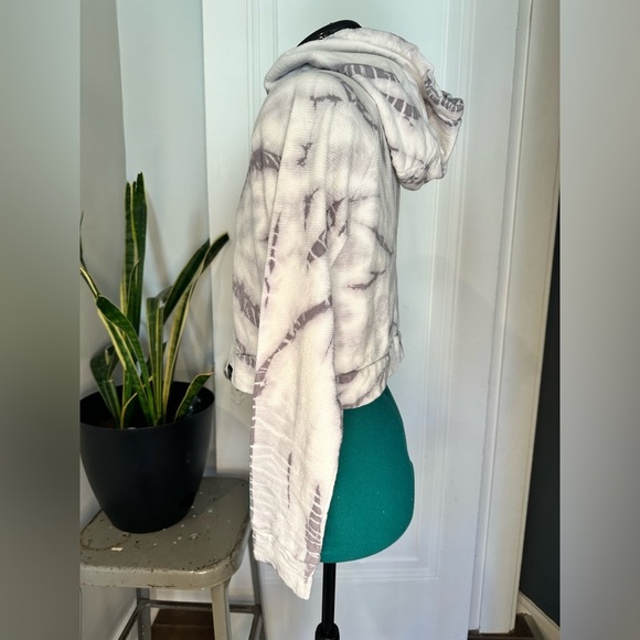Tie Dye Cropped Hoodie Size M gray & white - Picture 7 of 10
